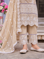 Noor Ivory V- Neckline