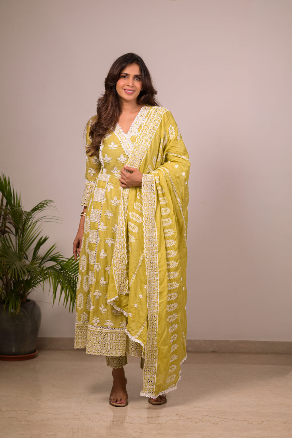 Mehendi-green overlape-Neckline