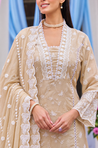 Noor Ivory V- Neckline