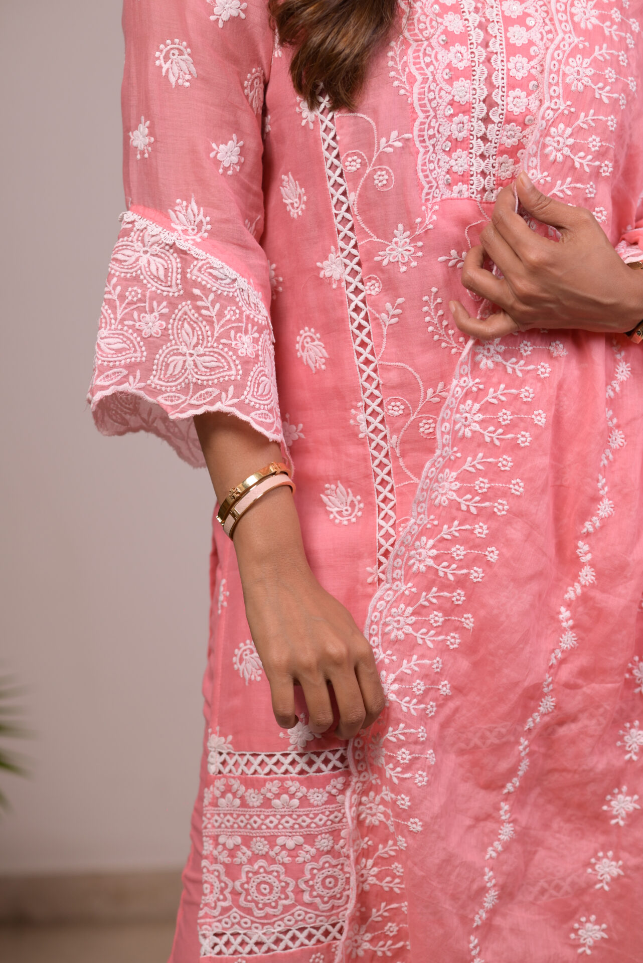 peach pink v neckline